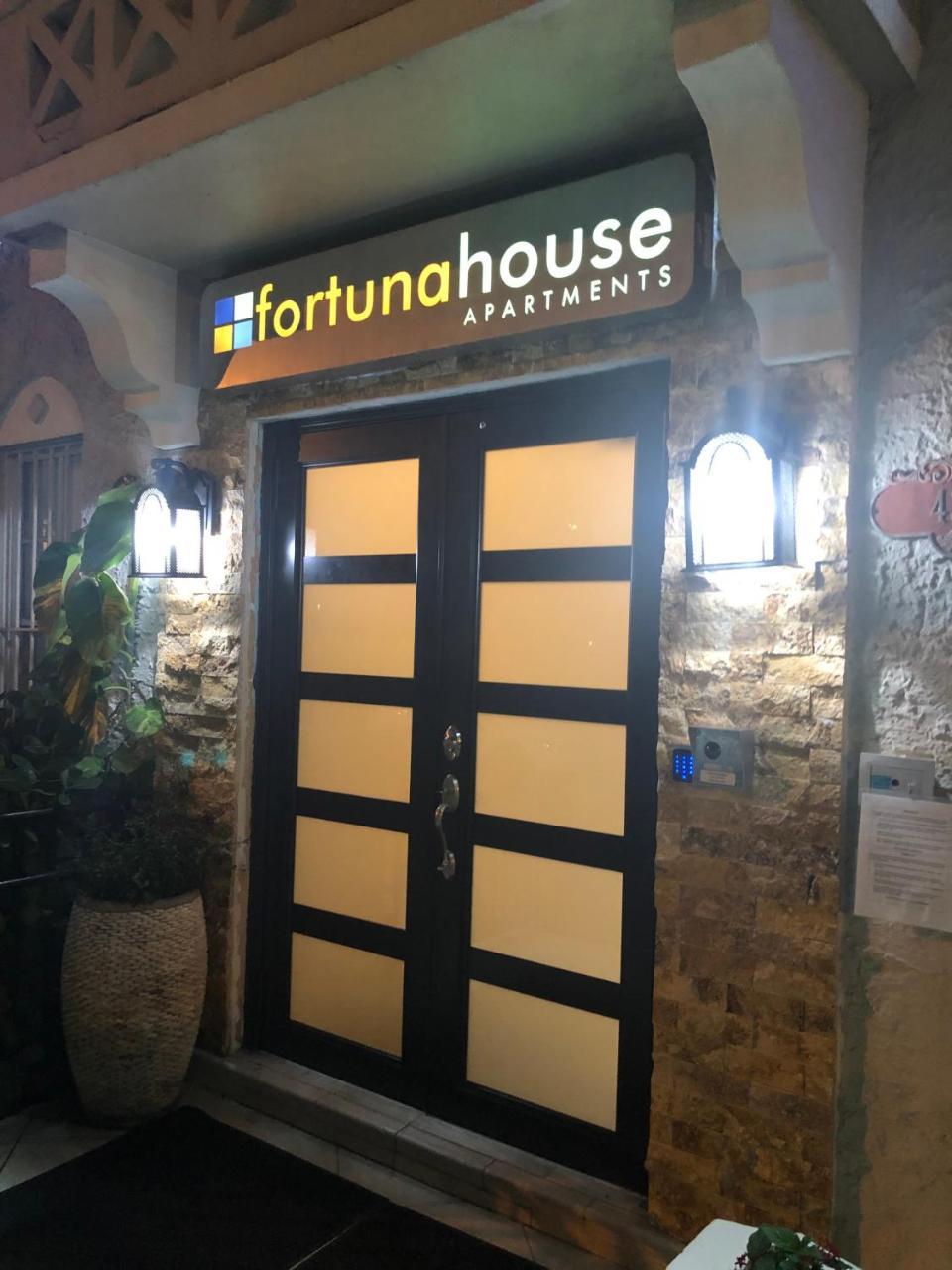 Fortuna House Apartments Майами Экстерьер фото